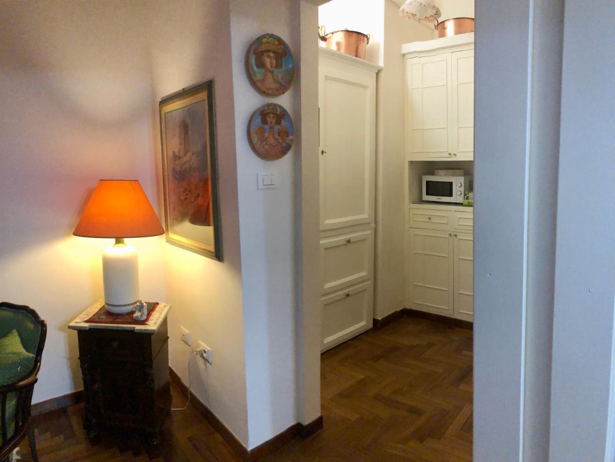 G&G Rooms ปาแลร์โม ภายนอก รูปภาพ