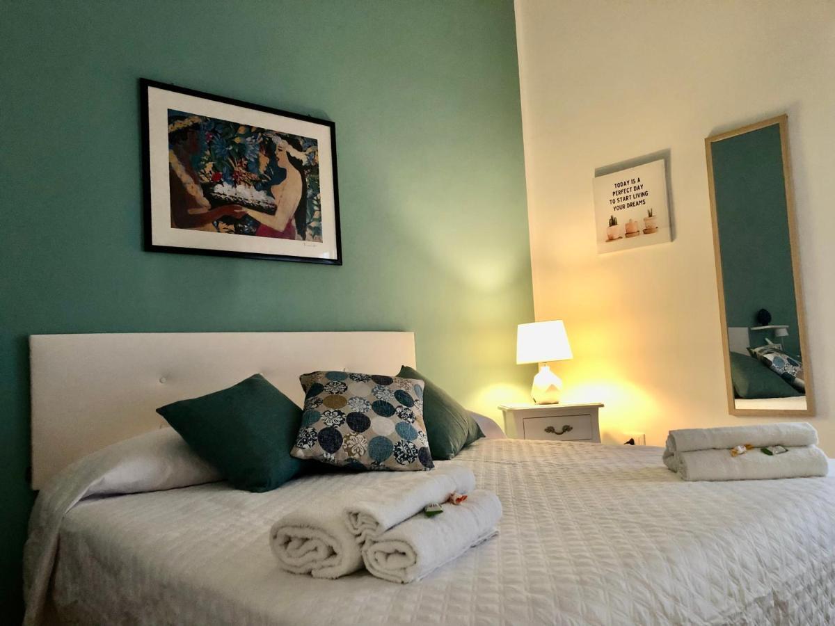 G&G Rooms ปาแลร์โม ภายนอก รูปภาพ